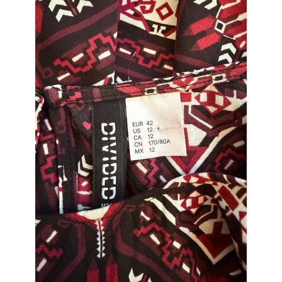 H&M Divided H&M Maroon Pattern Long Sleeve Romper Sz 12 - Picture 3 of 8